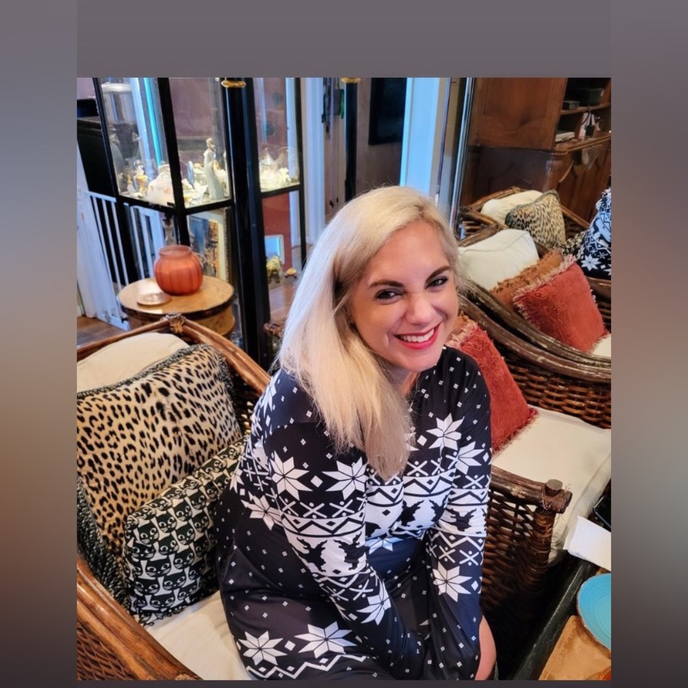 πππRich Aunt Vibes β¨ π₯ - Picture 5 of 8